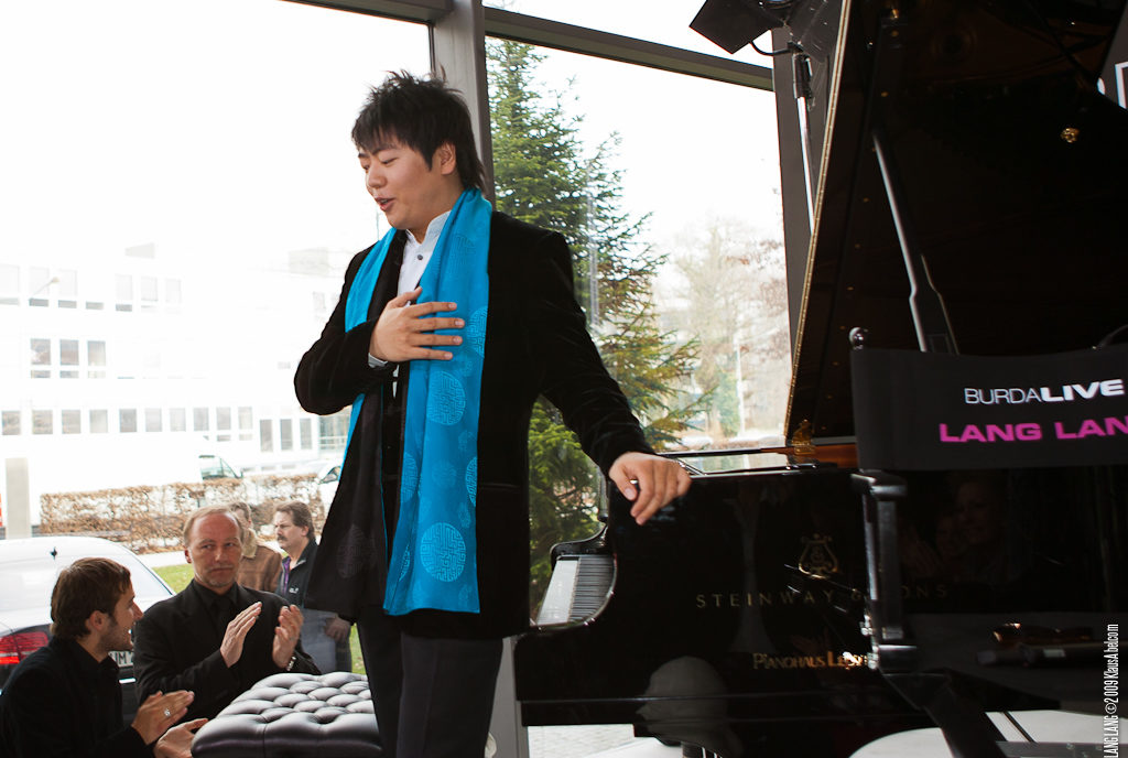 Actor: LangLang,  Location: On Location Offenburg Germany, Title: LangLang@BurdaLive2009Actor: LangL