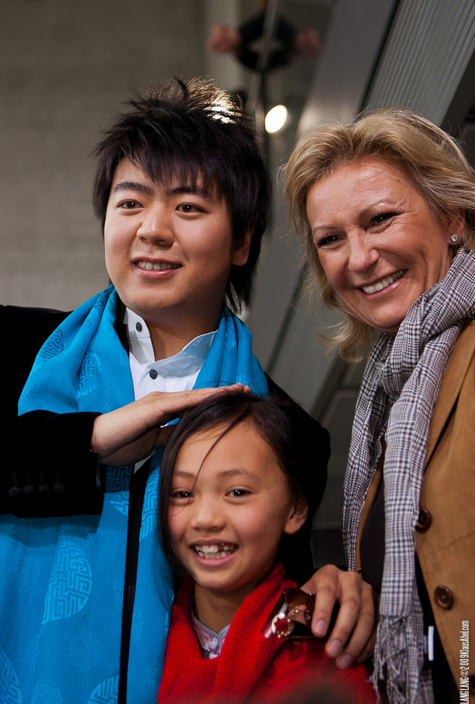 Actor: LangLang und Sabine Christiansen,  Location: On Location Offenburg Germany, Title: LangLang@B