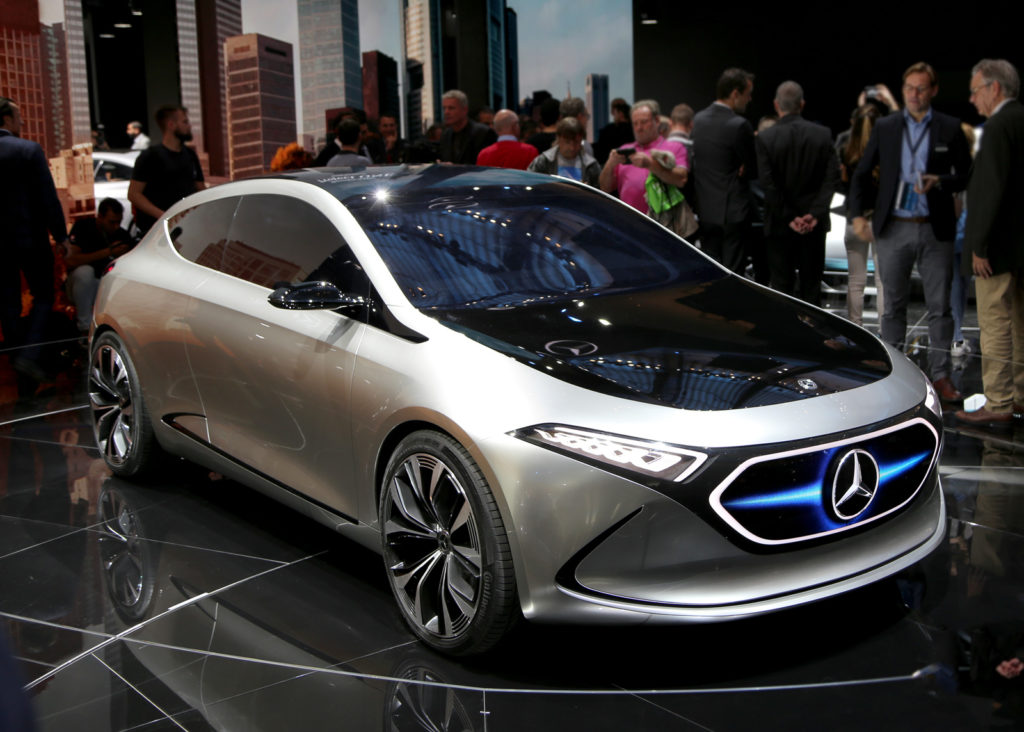 Mercedes_EQA_IAA_2017_KlausAbel.com